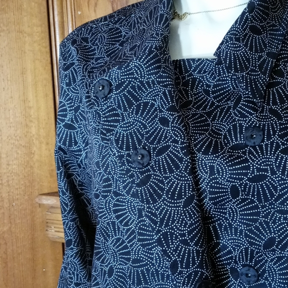 First Issue Coat - Picture 2 of 10